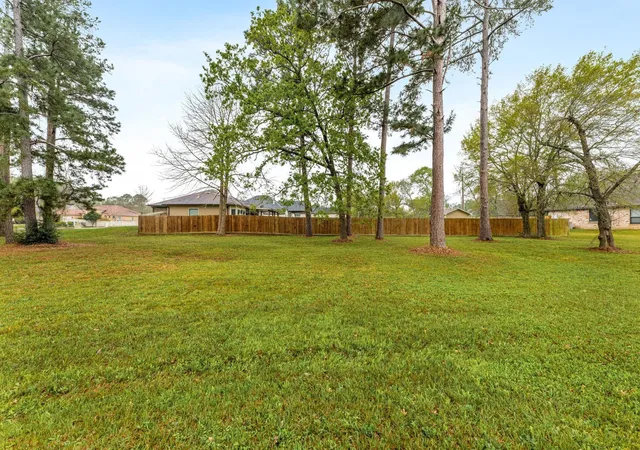 Photo 1 of Land for sale at 13083 Point Aquarius Blvd, Willis, TX 77318 | MLS# 10982383 | Listing updated on 2026-06-03