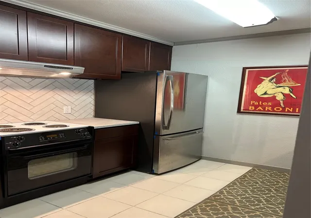 2nd image of 3300 Yorktown St #22, Houston, TX 77056 | MLS# 38950565