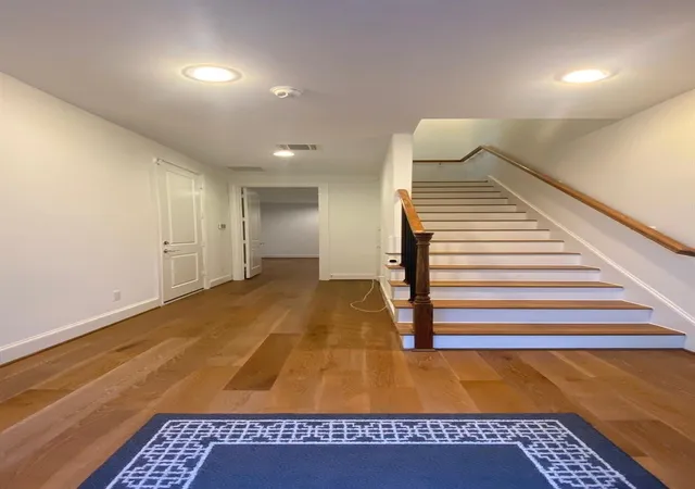 4th image of 2230 Lou Ellen Ln #D, Houston, TX 77018 | MLS# 58778708