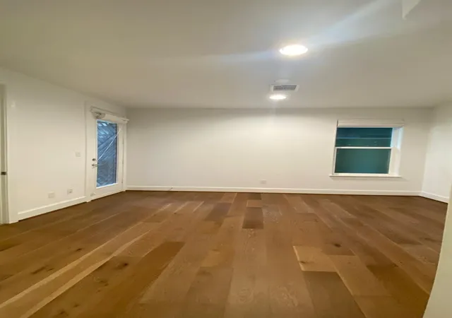 5th image of 2230 Lou Ellen Ln #D, Houston, TX 77018 | MLS# 58778708