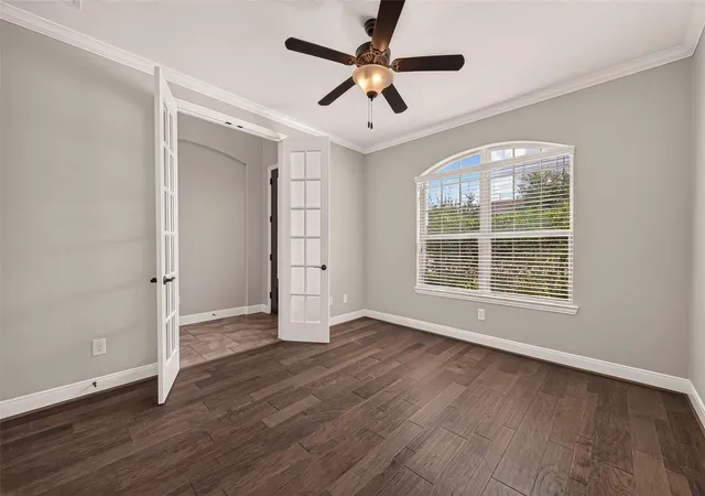 Photo 3 of Sale Pending at 22907 Laburname Ct, Tomball, TX 77375 | MLS# 53375706 | Listing updated on 2026-08-31