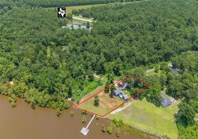 3rd image of 3843 Simon Rd, Anahuac, TX 77514 | MLS# 13919516