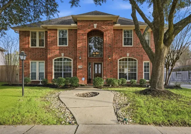 Photo 3 of Single family home for sale at 11815 Regency Forest Dr, Cypress, TX 77429 | MLS# 6729261 | Listing updated on 2026-09-20