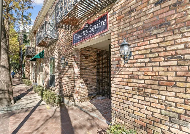 2nd image of 2503 Mccue Rd #36, Houston, TX 77056 | MLS# 32425062