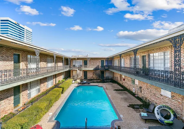 4th image of 2503 Mccue Rd #36, Houston, TX 77056 | MLS# 32425062