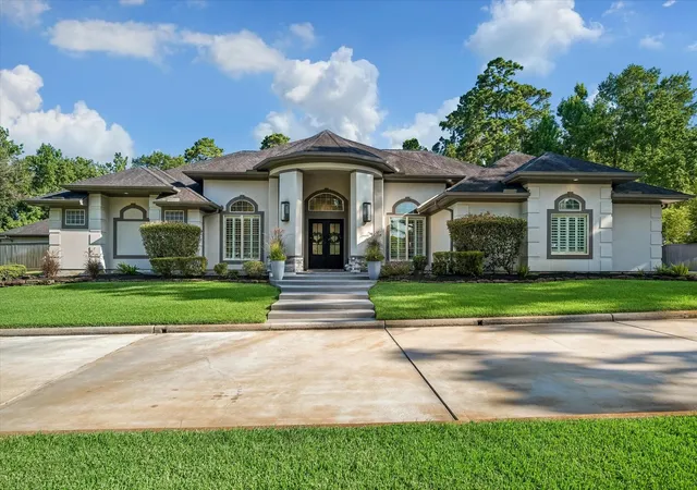 Homes for sale in Kingwood, TX | 11 Turtle Cove Ct, Kingwood, TX 77346 | MLS# 76680299