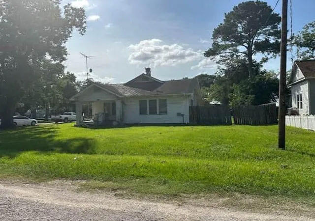 4th image of 103 Birch St, Wallis, TX 77485 | MLS# 22370880