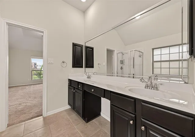 Photo 4 of Single family home for sale at 29 Palmero Way, Manvel, TX 77578 | MLS# 55471119 | Listing updated on 2026-08-26