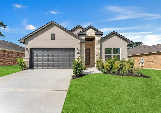 Photo 3 of Single family home for sale at 13405 Raintree Dr, Montgomery, TX 77356 | MLS# 7625417 | Listing updated on 2026-06-23