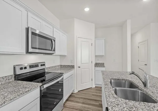 2nd image of 340 Stone Crossing Dr, Dayton, TX 77535 | MLS# 9740476