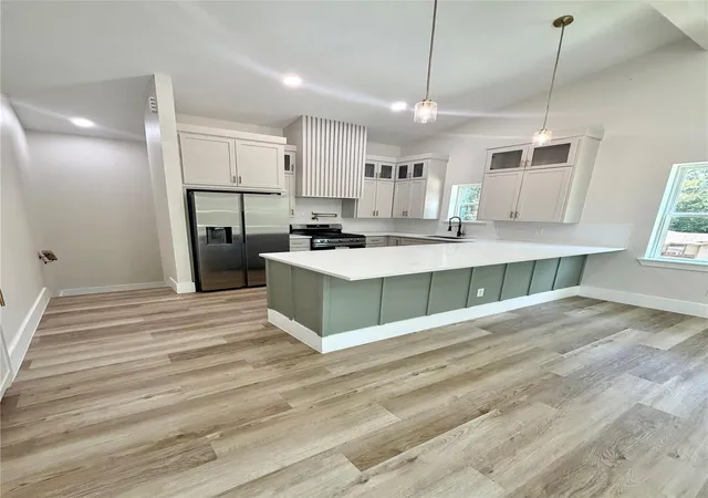 Photo 2 of Single family home for sale at 40 Seals Ave, Shepherd, TX 77371 | MLS# 60552443 | Listing updated on 2026-08-25