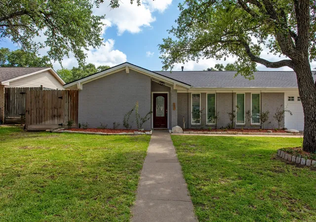 1st image of 1817 Laura Ln, College Station, TX 77840 | MLS# 59993333