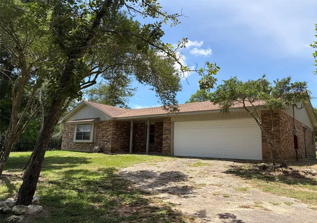Homes for sale in Bellville, TX | 117 Dogwood Trail, Bellville, TX 77418 | MLS# 97725075