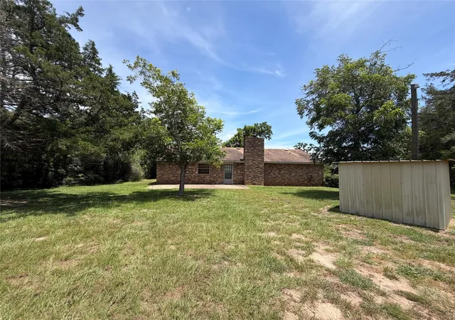 Homes for sale in Bellville, TX | 117 Dogwood Trail, Bellville, TX 77418 | MLS# 97725075