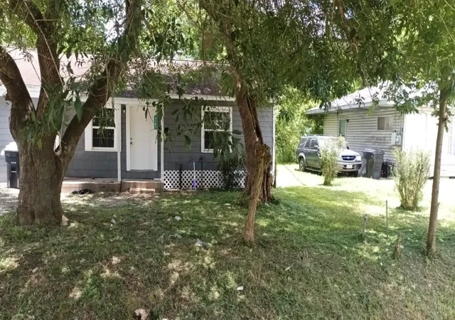 Photo 2 of Multi family home for sale at 5301 Higgins St, Houston, TX 77033 | MLS# 3169475 | Listing updated on 2026-08-27