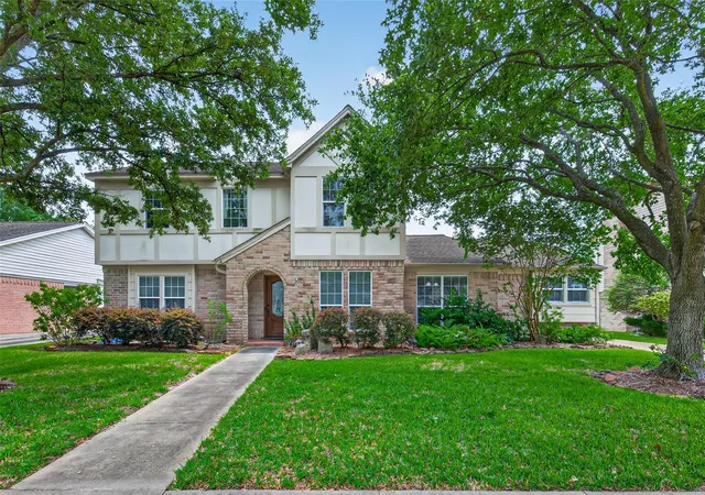 1st image of 16217 Lakeview Dr, Jersey Village, TX 77040 | MLS# 96733438