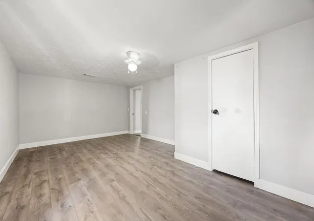 Photo 3 of Single family home for sale at 211 Arcadian Dr, Crosby, TX 77532 | MLS# 54408151 | Listing updated on 2026-06-08
