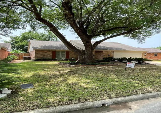 3rd image of 4006 Fitzwater Dr, Spring, TX 77373 | MLS# 48461019