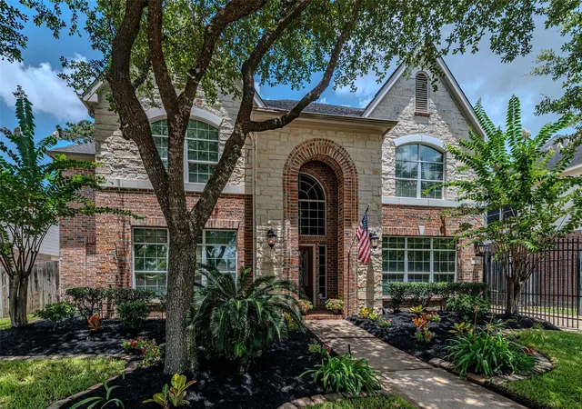Photo 4 of Single family home for sale at 14230 Ashland Landing Dr, Cypress, TX 77429 | MLS# 49513631 | Listing updated on 2026-09-09