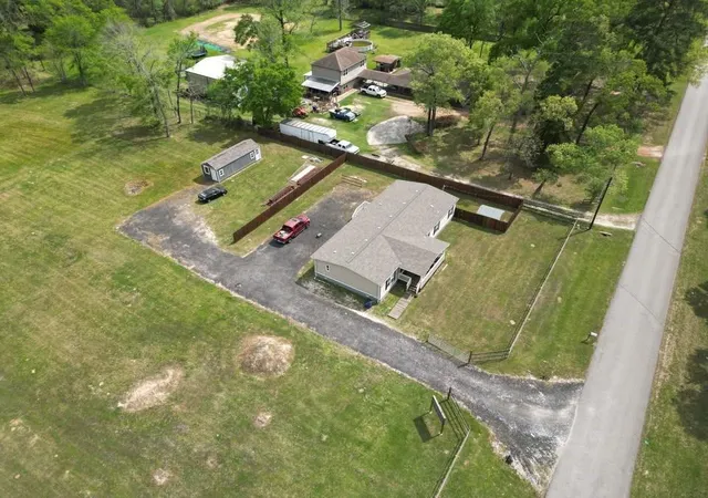 2nd image of 14092 Horseshoe Bend, Conroe, TX 77384 | MLS# 72271926
