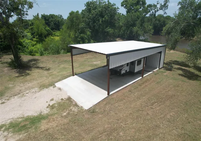 Homes for sale in Midway, TX | 17673 River Rd, Midway, TX 75852 | MLS# 68640653