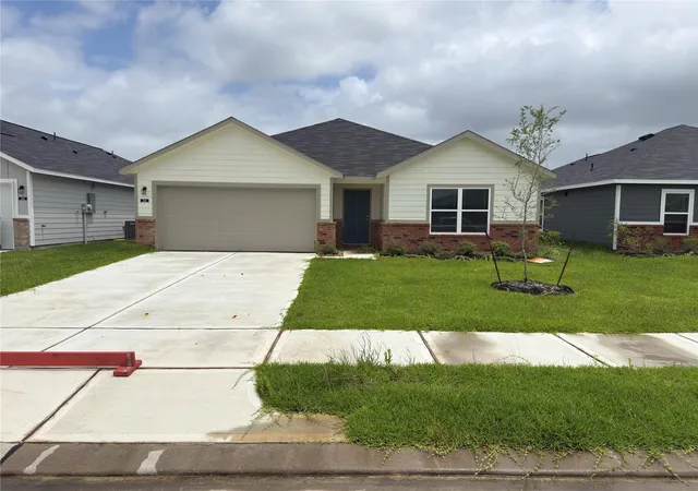 Photo 1 of Single family home for sale at 512 Oak Chase Ave, Dayton, TX 77535 | MLS# 81430424 | Listing updated on 2026-07-21