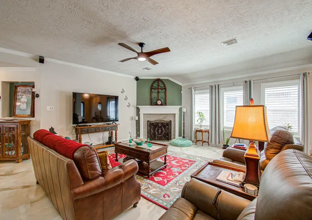 5th image of 2418 Seguine Dr, Deer Park, TX 77536 | MLS# 32883266