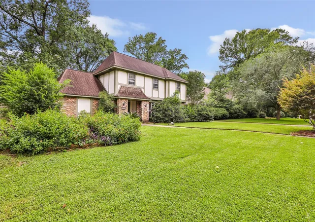 Homes for sale in Kingwood, TX | 3418 Sandy Forks Dr, Kingwood, TX 77339 | MLS# 43915436
