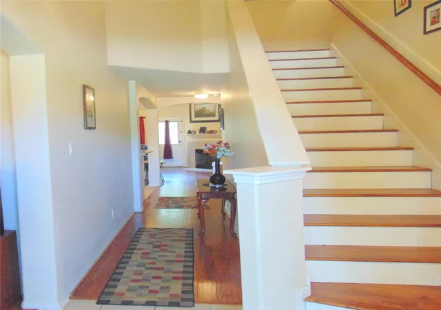 2nd image of 1319 Magnolia Dale Dr, Fresno, TX 77545 | MLS# 6371713