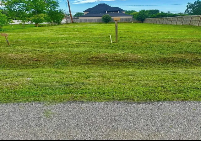 Photo 3 of Land for sale at 0 Vera Lou, Houston, TX 77051 | MLS# 91188502 | Listing updated on 2026-09-04