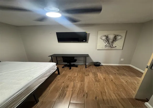3rd image of 11322 Murr Wy, Houston, TX 77048 | MLS# 35570881
