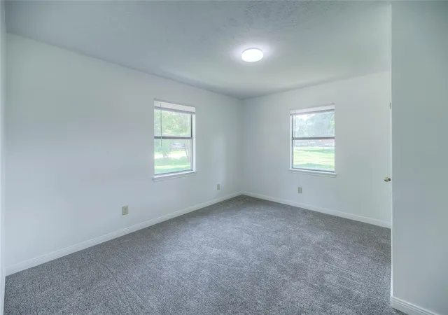 5th image of 305 Oak Ridge Dr, Onalaska, TX 77360 | MLS# 28900882