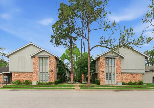 3rd image of 515 Tallowood Rd #15, Houston, TX 77024 | MLS# 22627867