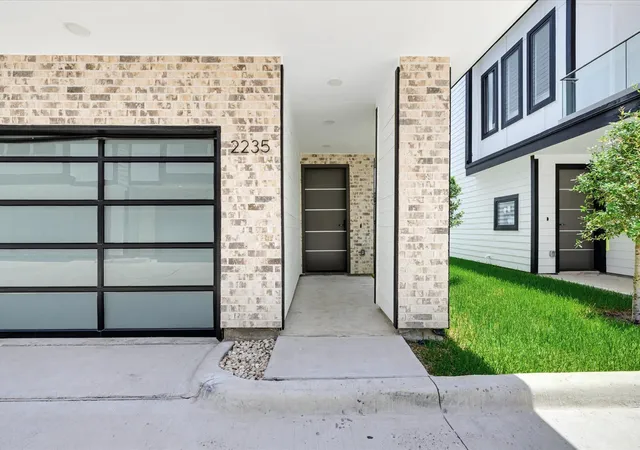 5th image of 2235 Blalock Rd, Houston, TX 77080 | MLS# 96411975