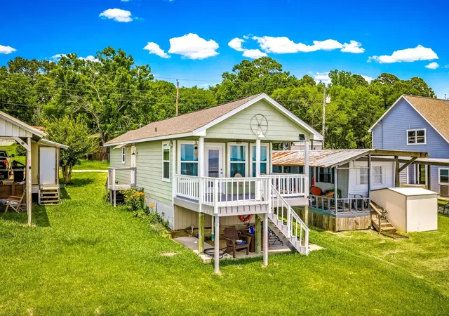 1st image of 133 Panther, Onalaska, TX 77360 | MLS# 29958737