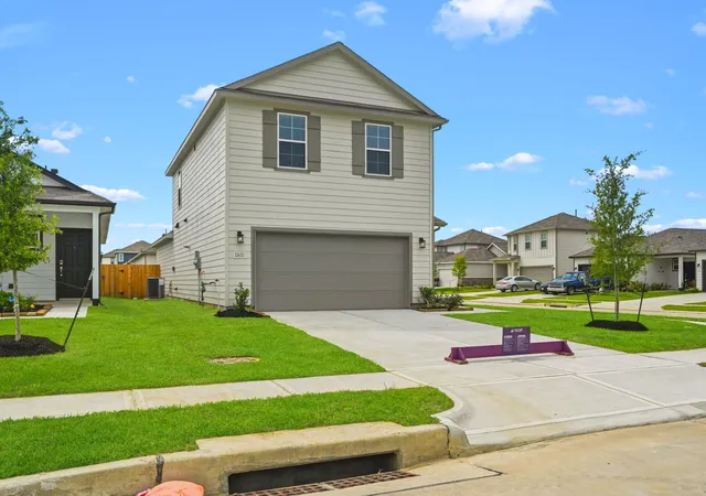 Photo 2 of Single family home for sale at 11631 Heritage Wind Dr, Crosby, TX 77532 | MLS# 13268732 | Listing updated on 2026-10-04