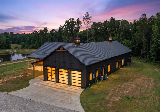 3rd image of 447 Cr 2211, Rusk, TX 75785 | MLS# 65316065