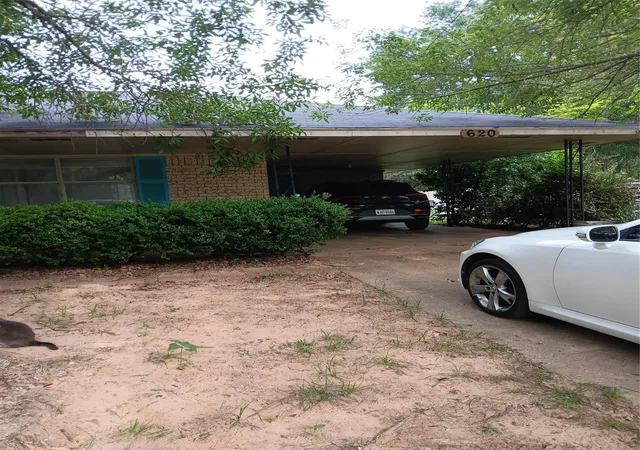 Homes for sale in Grapeland, TX | 620 Sandy Lane Lane, Grapeland, TX 75844 | MLS# 90761229