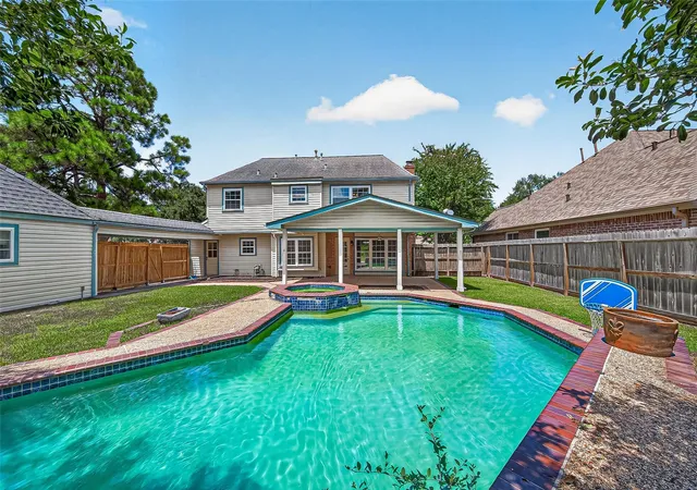 Photo 4 of Single family home for sale at 18007 Oakhampton Dr, Houston, TX 77084 | MLS# 86902642 | Listing updated on 2026-08-30