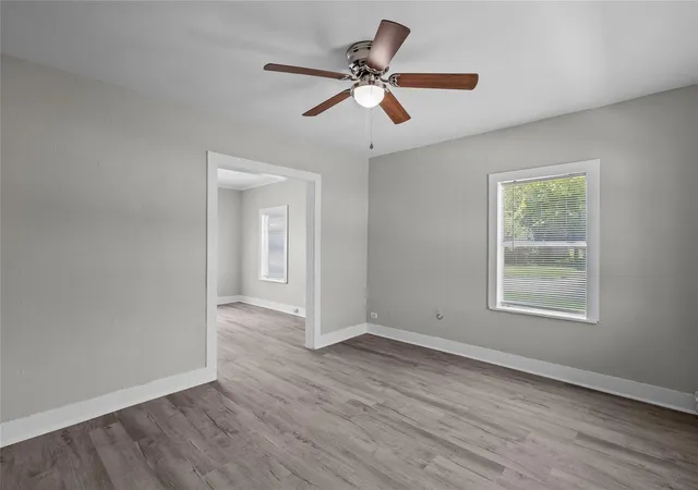 45th image of 311 9th St N, Texas City, TX 77590 | MLS# 81938735