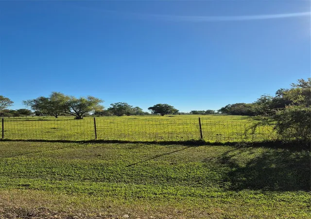 1st image of 00 2nd Lot 40,42, 44, Pt Of 46, Hitchcock, TX 77563 | MLS# 82103499