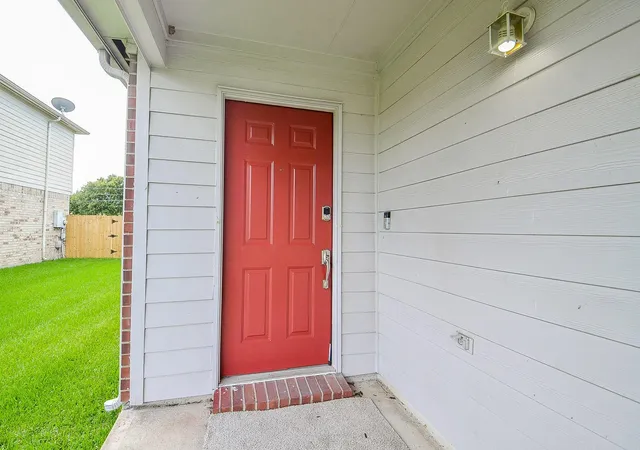 Photo 3 of Single family home for sale at 1910 Poco Dr, Missouri City, TX 77489 | MLS# 36154236 | Listing updated on 2026-07-14