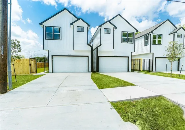 Photo 2 of Single family home for sale at 4126 Dorchester St, Houston, TX 77016 | MLS# 40693919 | Listing updated on 2026-09-11