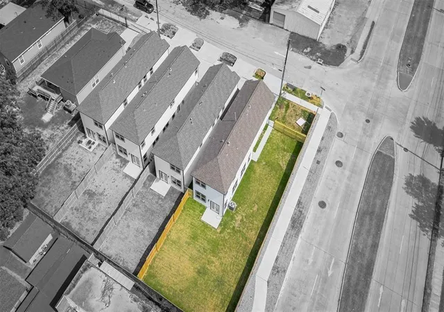 Photo 3 of Single family home for sale at 4126 Dorchester St, Houston, TX 77016 | MLS# 40693919 | Listing updated on 2026-09-11