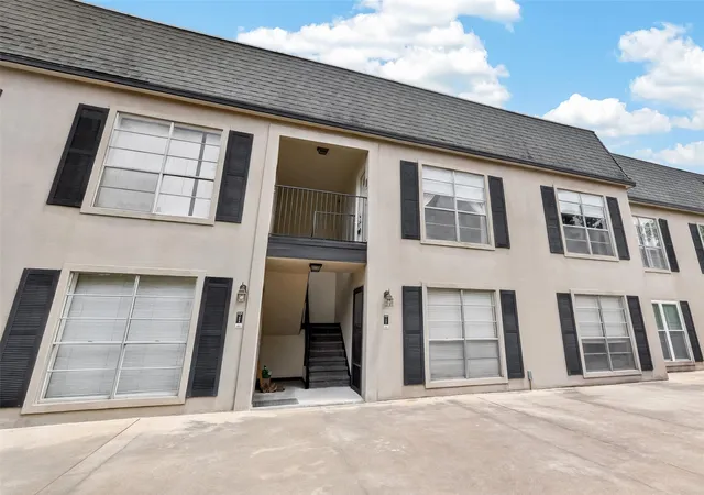 Photo 1 of Condo for sale at 1800 Stoney Brk Dr #30, Houston, TX 77063 | MLS# 46540775 | Listing updated on 2026-08-26