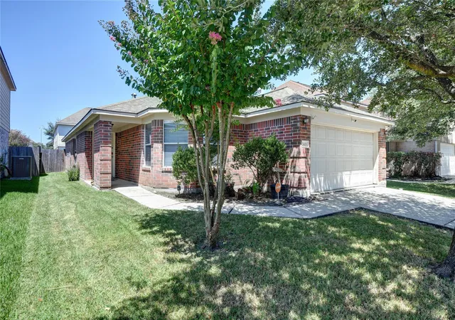 2nd image of 7411 Fox Scene Dr, Humble, TX 77338 | MLS# 84933047