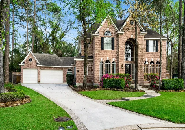 Photo 1 of Single family home for sale at 2 Lenox Hl Dr, Spring, TX 77382 | MLS# 83958772 | Listing updated on 2026-09-11