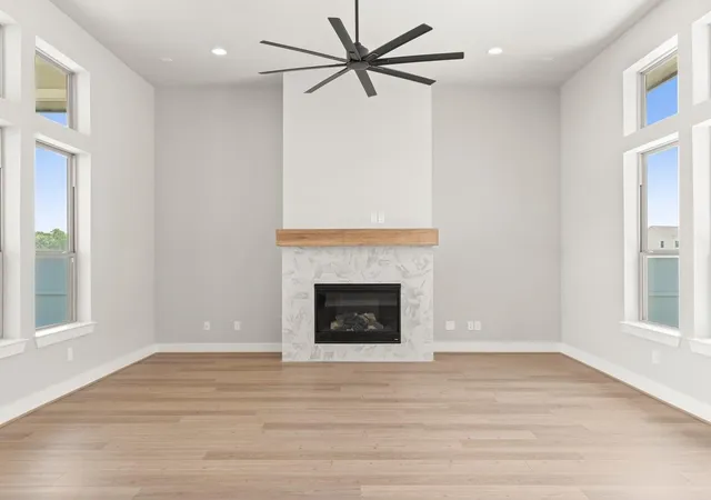 Photo 4 of Single family home for sale at 32502 Ebony Jewelwing Ct, Fulshear, TX 77441 | MLS# 53341160 | Listing updated on 2026-09-19