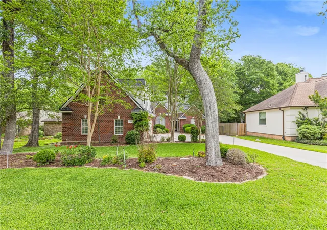 2nd image of 106 Lazy Springs Dr, Montgomery, TX 77356 | MLS# 46648247
