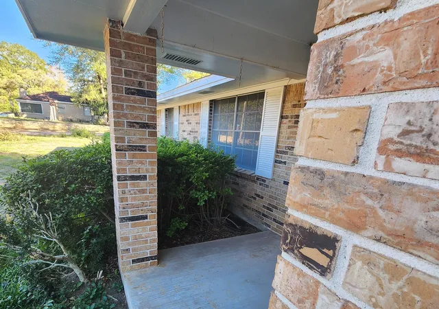 Homes for sale in Jasper, TX | 201 Verna St, Jasper, TX 75951 | MLS# 2417398